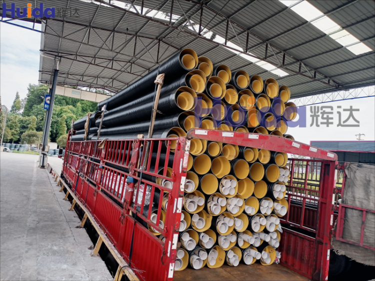 裝貨現(xiàn)場(chǎng)